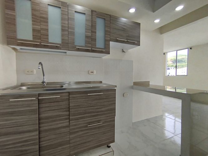 Apartamento de 2 alcobas en venta en Zona Industrial, Yumbo, 46 m² · foto 9 de 20