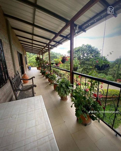 Finca en venta en Miravalle Dapa, Yumbo, 3200 m² · foto 3 de 18