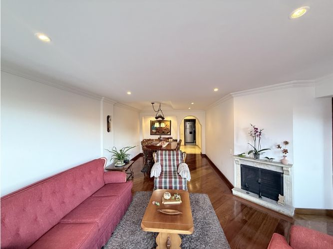 Apartamento de 3 alcobas en venta en Colina Campestre, Bogotá, 175 m² · foto 5 de 24