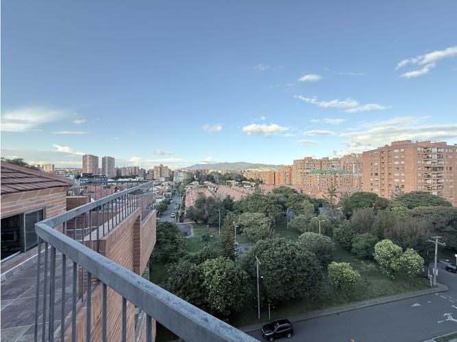 Apartamento de 3 alcobas en venta en Colina Campestre, Bogotá, 175 m² · foto 23 de 24