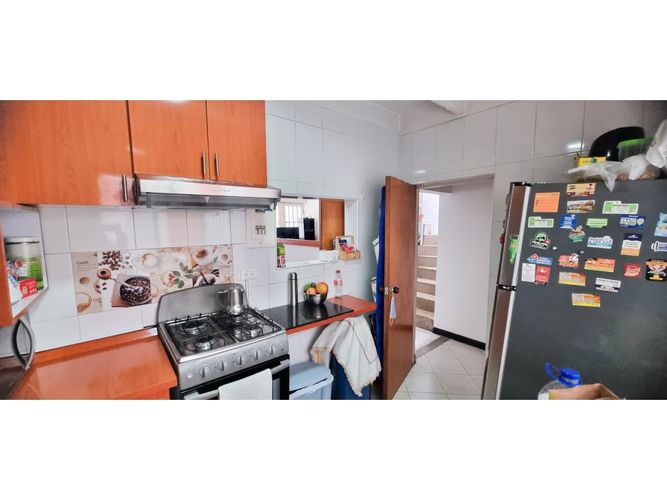 Casa de 6 alcobas en venta en Engativa Zona Urbana, Bogotá, 200 m² · foto 5 de 18