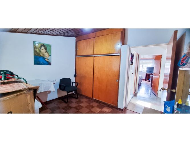 Casa de 6 alcobas en venta en Engativa Zona Urbana, Bogotá, 200 m² · foto 13 de 18