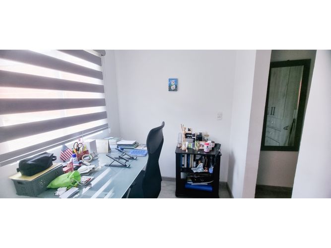 Casa de 6 alcobas en venta en Engativa Zona Urbana, Bogotá, 365 m² · foto 7 de 14