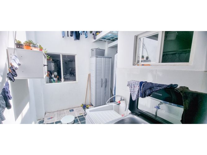 Casa de 6 alcobas en venta en Engativa Zona Urbana, Bogotá, 365 m² · foto 12 de 14