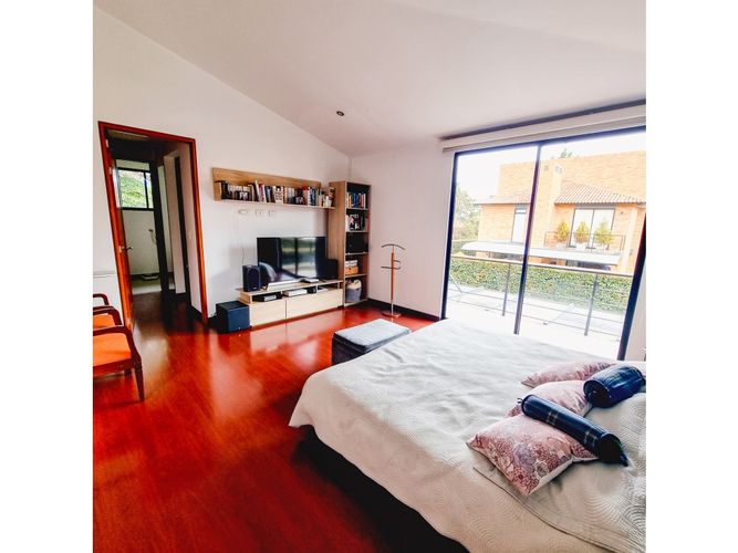 Casa de 5 alcobas en venta en Quintas Del Bosque, Cajicá, 329 m² · foto 11 de 24