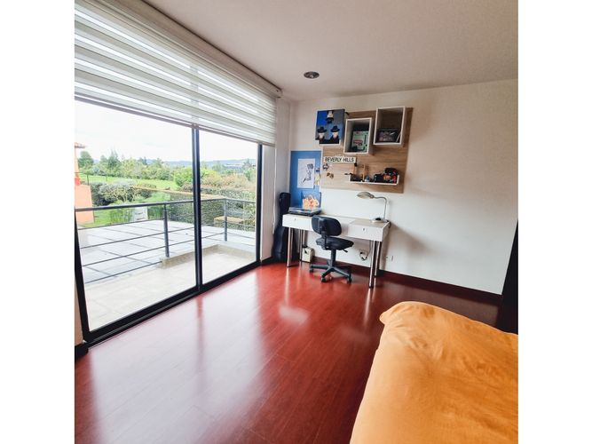 Casa de 5 alcobas en venta en Quintas Del Bosque, Cajicá, 329 m² · foto 16 de 24