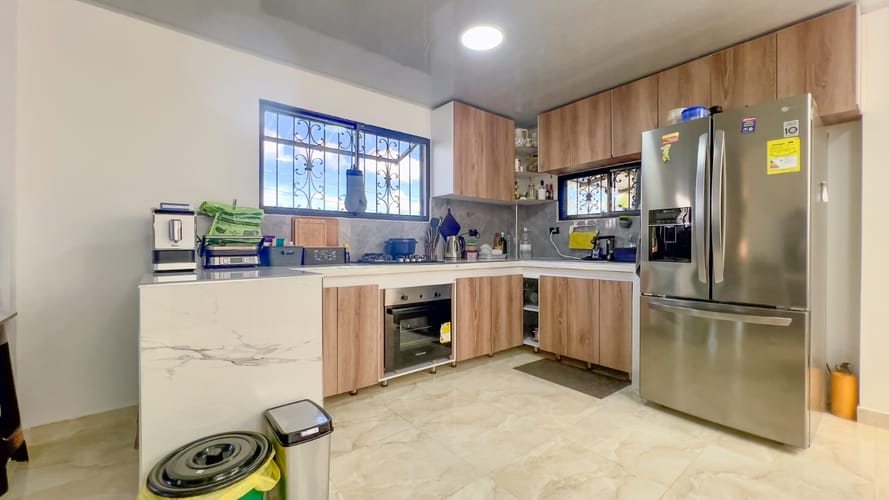 Casa de 4 alcobas en venta en El Socorro, Marinilla, 1313 m² · foto 7 de 14