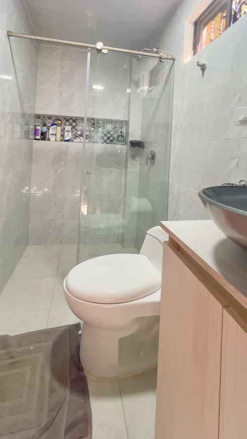 Casa de 4 alcobas en venta en El Socorro, Marinilla, 1313 m² · foto 9 de 14