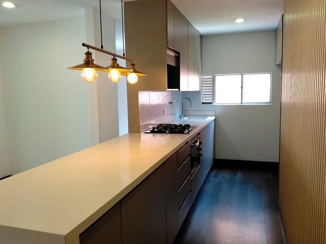 Apartamento de 3 alcobas en arriendo en El Poblado, Medellín, 150 m² · foto 3 de 19