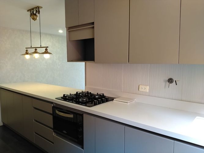 Apartamento de 3 alcobas en arriendo en El Poblado, Medellín, 150 m² · foto 2 de 19