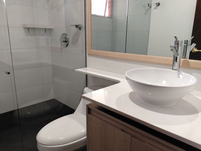 Apartamento de 3 alcobas en arriendo en El Poblado, Medellín, 150 m² · foto 18 de 19