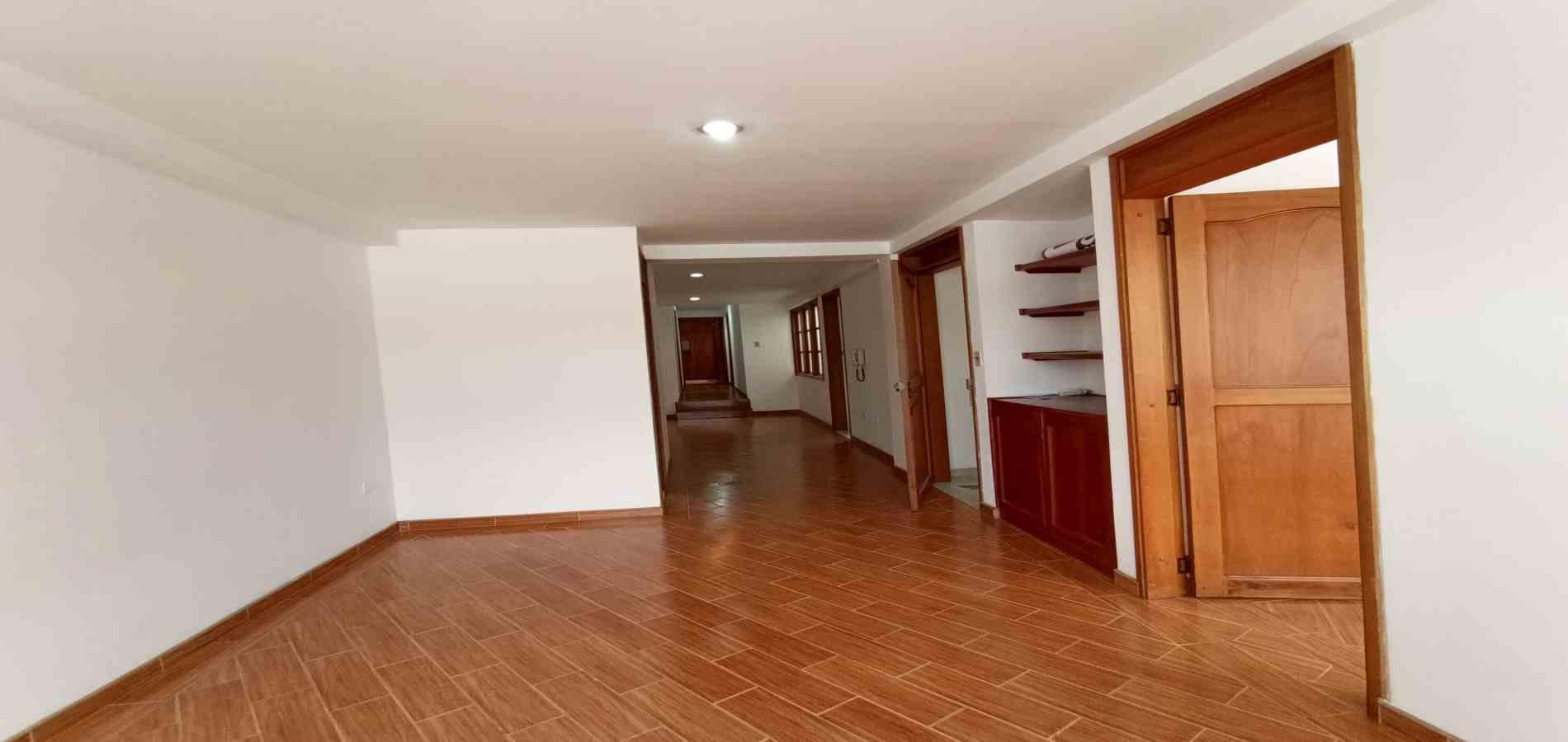 Casa en venta en Alta Suiza, Manizales · foto 8 de 24