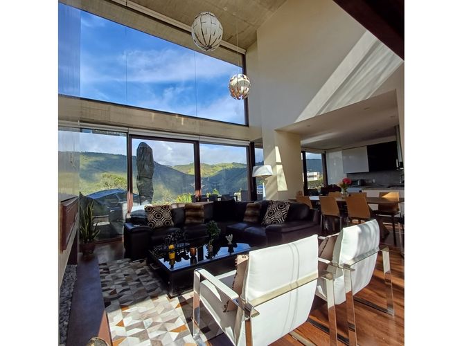 Casa de 4 alcobas en venta en Altamar, La Calera, 385 m² · foto 3 de 24