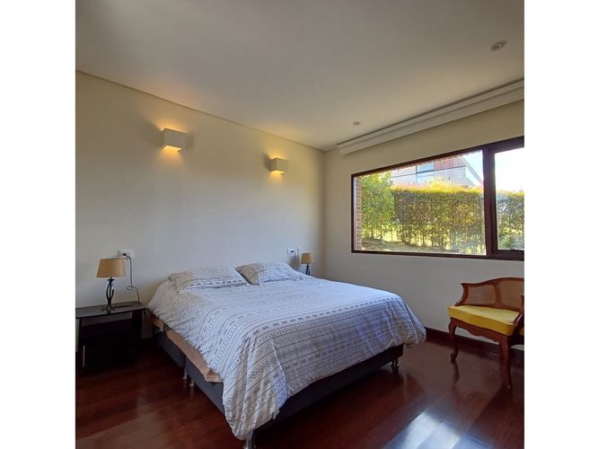 Casa de 4 alcobas en venta en Altamar, La Calera, 385 m² · foto 13 de 24