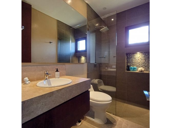 Casa de 4 alcobas en venta en Altamar, La Calera, 385 m² · foto 17 de 24