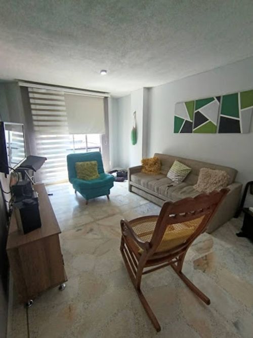 Apartamento de 3 alcobas en venta en Los Cambulos, Cali, 87 m² · foto 2 de 22