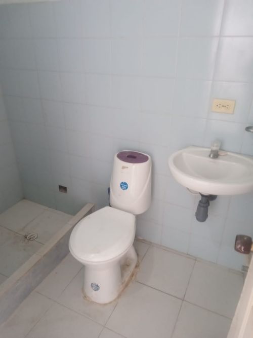 Casa de 3 alcobas en venta en Salada, Girardot, 144 m² · foto 7 de 8