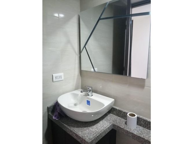 Apartamento de 2 alcobas en venta en Zona Centro, Madrid, 54 m² · foto 14 de 24