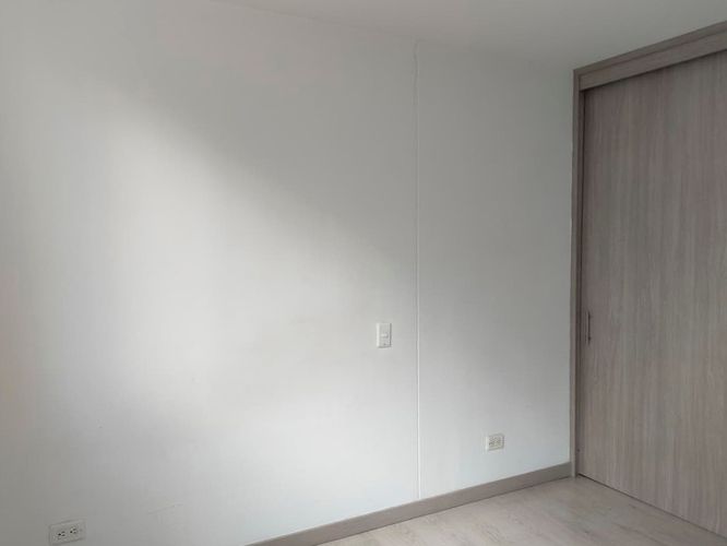 Apartamento de 3 alcobas en venta en El Poblado, Medellín, 96 m² · foto 11 de 18