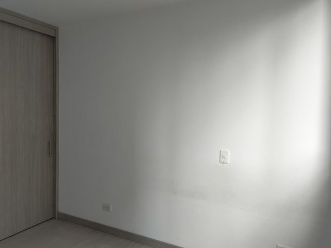 Apartamento de 3 alcobas en venta en El Poblado, Medellín, 96 m² · foto 13 de 18