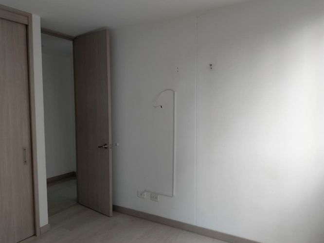 Apartamento de 3 alcobas en venta en El Poblado, Medellín, 96 m² · foto 15 de 18
