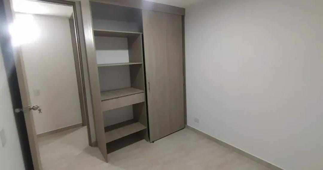 Apartamento en venta en Triana, La Estrella · foto 6 de 24