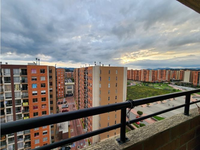 Apartamento de 3 alcobas en venta en Conjunto Residencial Solera La Prosperidad, Madrid, 60 m² · foto 9 de 19