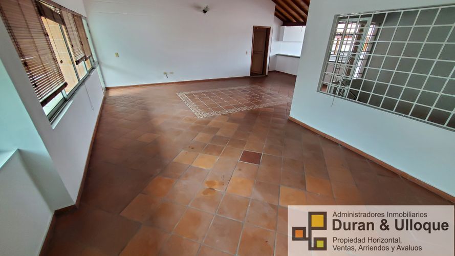 Oficina en venta en Conucos, Bucaramanga, 700 m² · foto 16 de 24