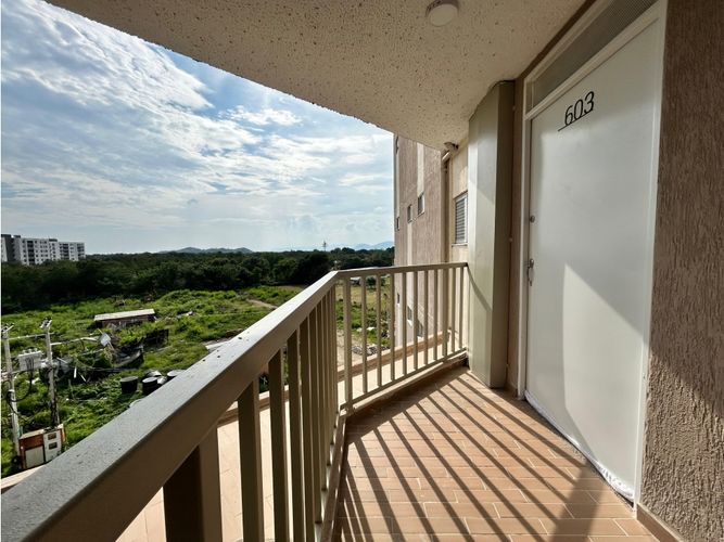 Apartamento de 3 alcobas en venta en Ricaurte, 58 m² · foto 2 de 19
