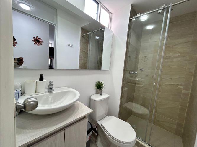 Apartamento de 3 alcobas en venta en Ricaurte, 58 m² · foto 10 de 19