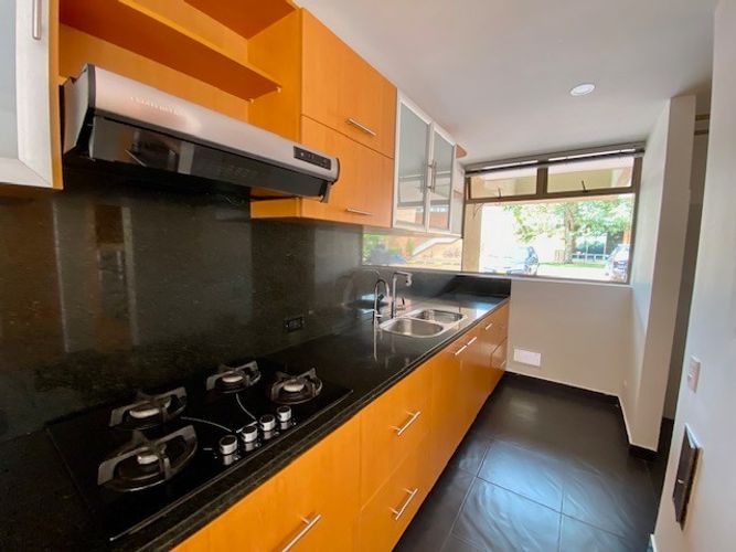 Casa de 4 alcobas en venta en Casa Blanca, Bogotá, 179 m² · foto 4 de 23