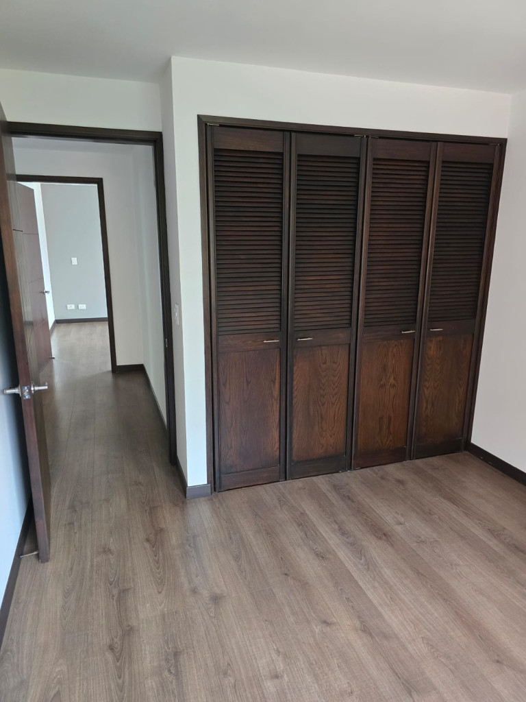 Apartamento en arriendo en El Poblado, Medellín · foto 12 de 19