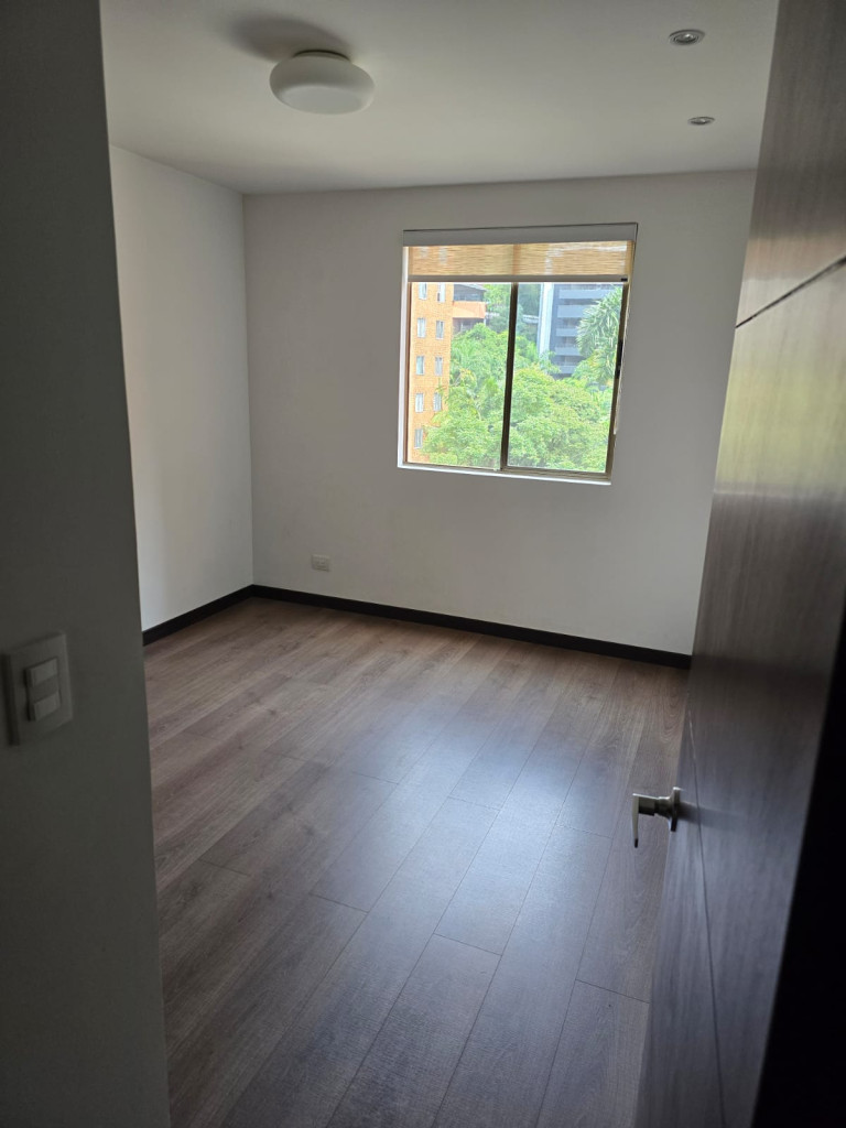 Apartamento en arriendo en El Poblado, Medellín · foto 13 de 19