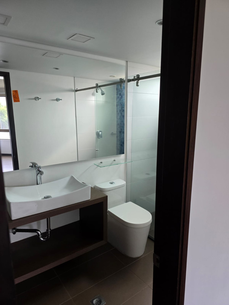 Apartamento en arriendo en El Poblado, Medellín · foto 15 de 19