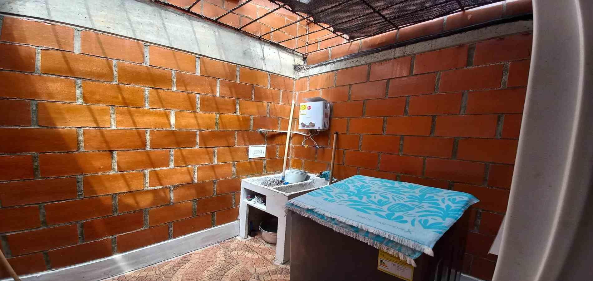 Casa en venta en Colinas Del Bosque, Dosquebradas · foto 6 de 16