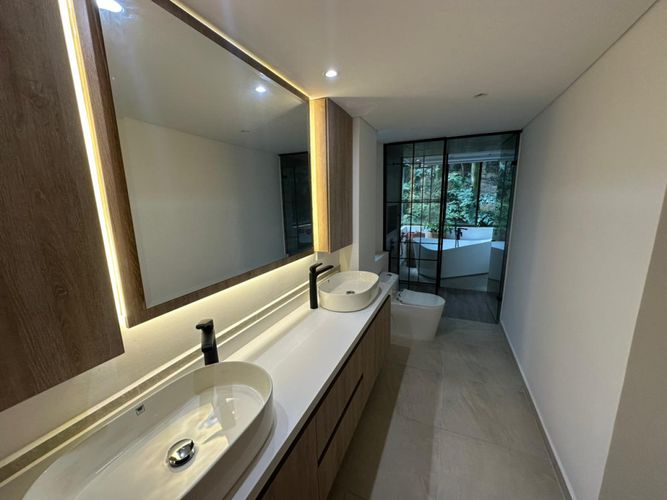 Apartamento de 4 alcobas en venta en Lalinde, Medellín, 295 m² · foto 18 de 24