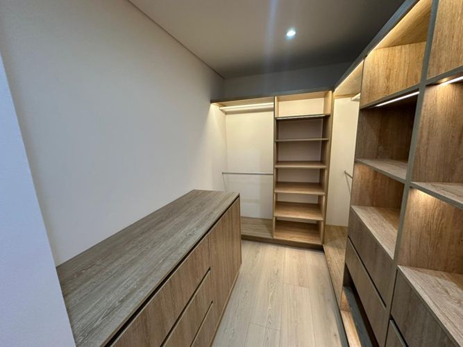Apartamento de 4 alcobas en venta en Lalinde, Medellín, 295 m² · foto 23 de 24