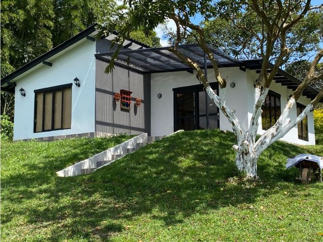 Casa de 6 alcobas en venta en Villa Colombia, Cali · foto 9 de 16