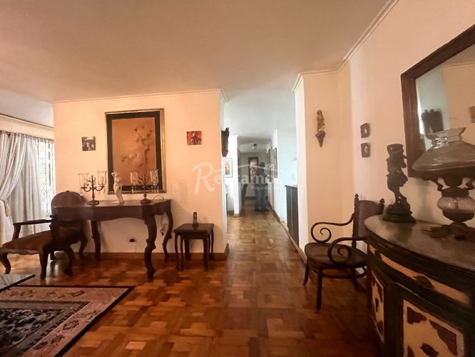 Apartamento de 3 alcobas en venta en La Florida, Medellín, 204 m² · foto 16 de 24