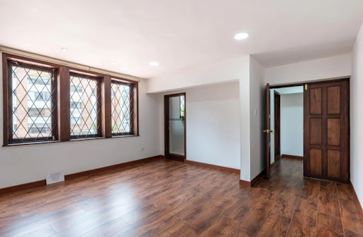Casa en venta en Quinta Camacho, Bogotá · foto 3 de 24