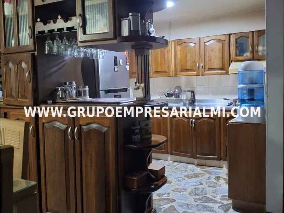 Apartment for sale in Calasanz, Medellín 4