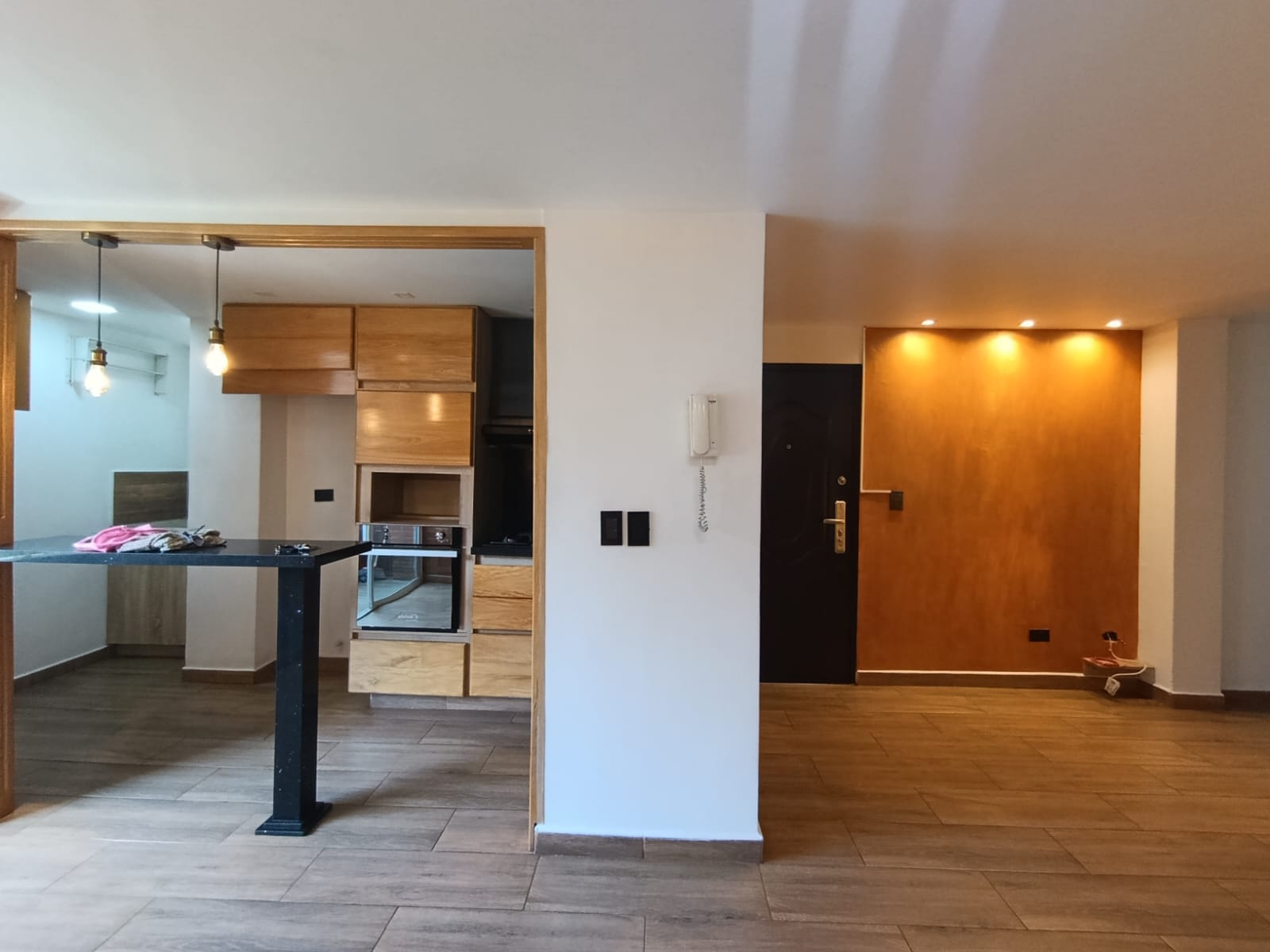 Apartamento en arriendo en Laureles, Medellín · foto 4 de 18