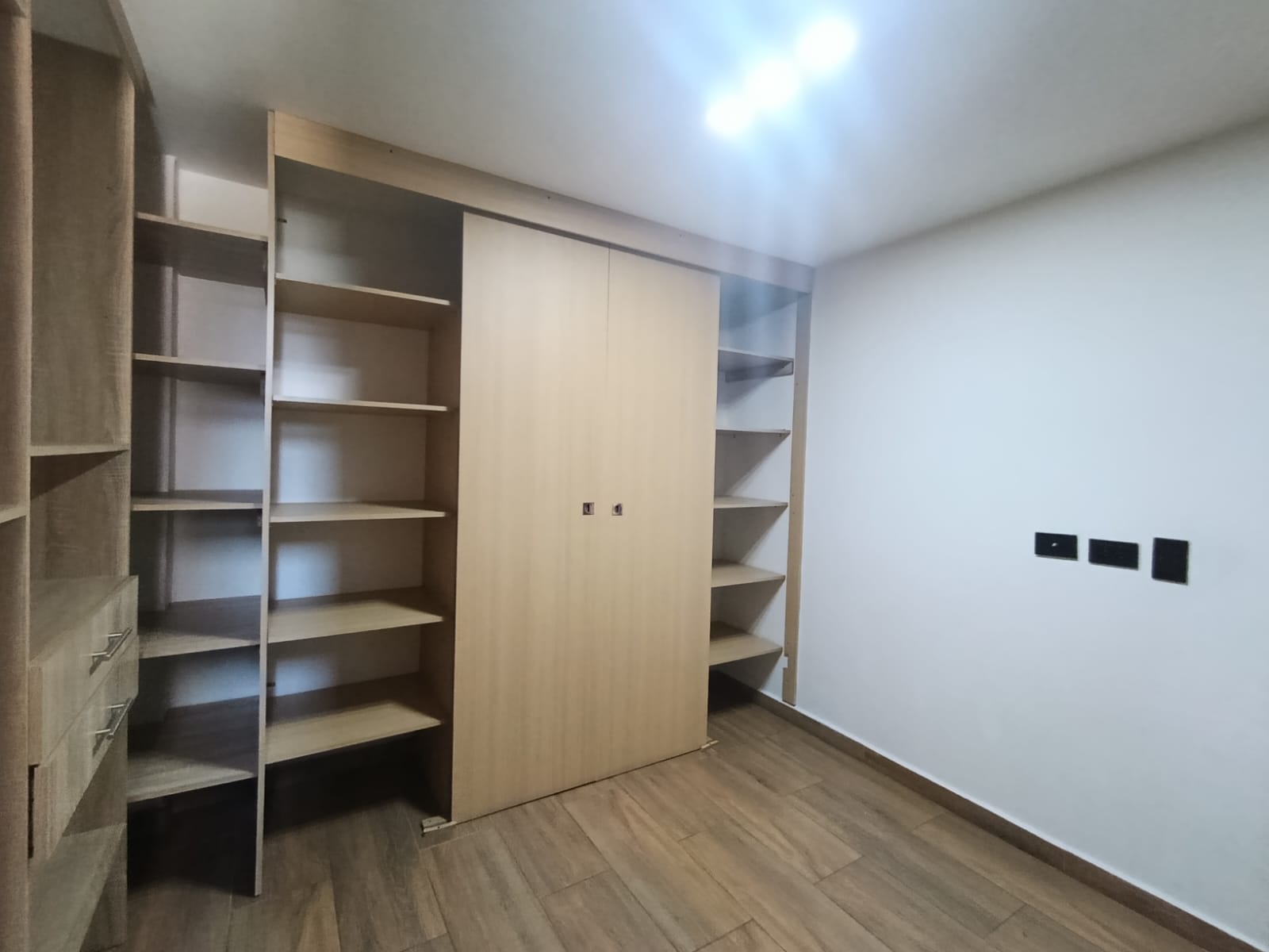 Apartamento en arriendo en Laureles, Medellín · foto 13 de 18