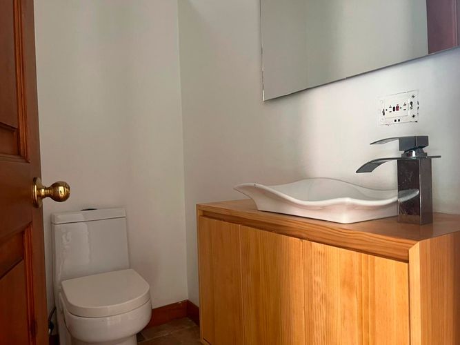 Casa de 3 alcobas en venta en Loma Benedictinos, Envigado, 370 m² · foto 13 de 14