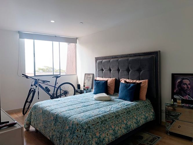 Apartamento en venta en El Poblado, Medellín · foto 9 de 16