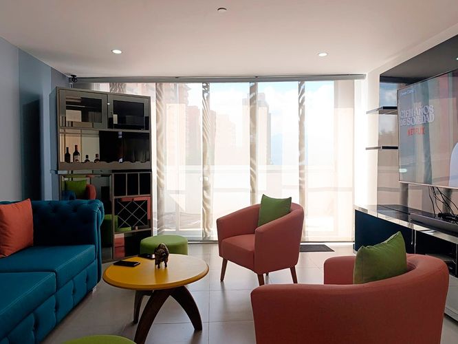 Apartamento en venta en El Poblado, Medellín · foto 5 de 16