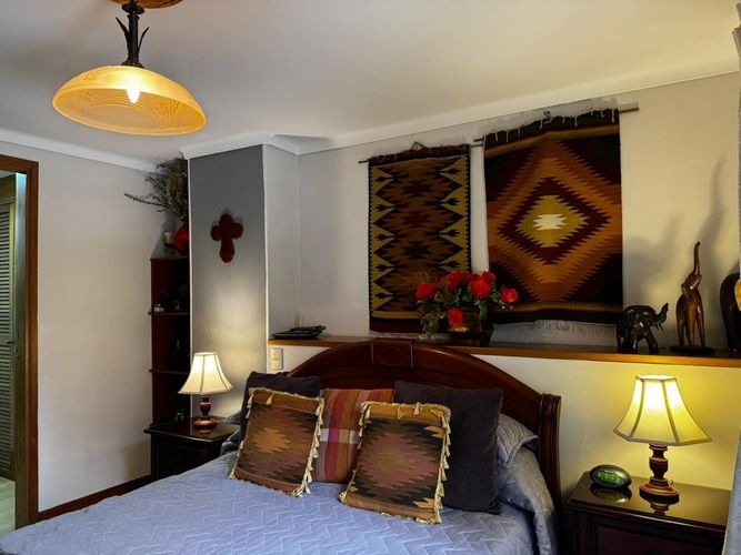 Apartamento de 3 alcobas en venta en El Poblado, Medellín, 224 m² · foto 12 de 19