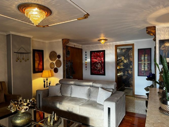 Apartamento de 3 alcobas en venta en El Poblado, Medellín, 224 m² · foto 4 de 19
