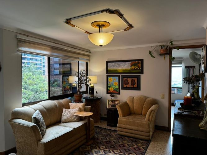 Apartamento de 3 alcobas en venta en El Poblado, Medellín, 224 m² · foto 6 de 19