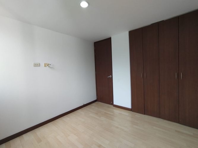 Apartamento de 3 alcobas en arriendo en Loma Del Indio, Medellín, 79 m² · foto 7 de 20